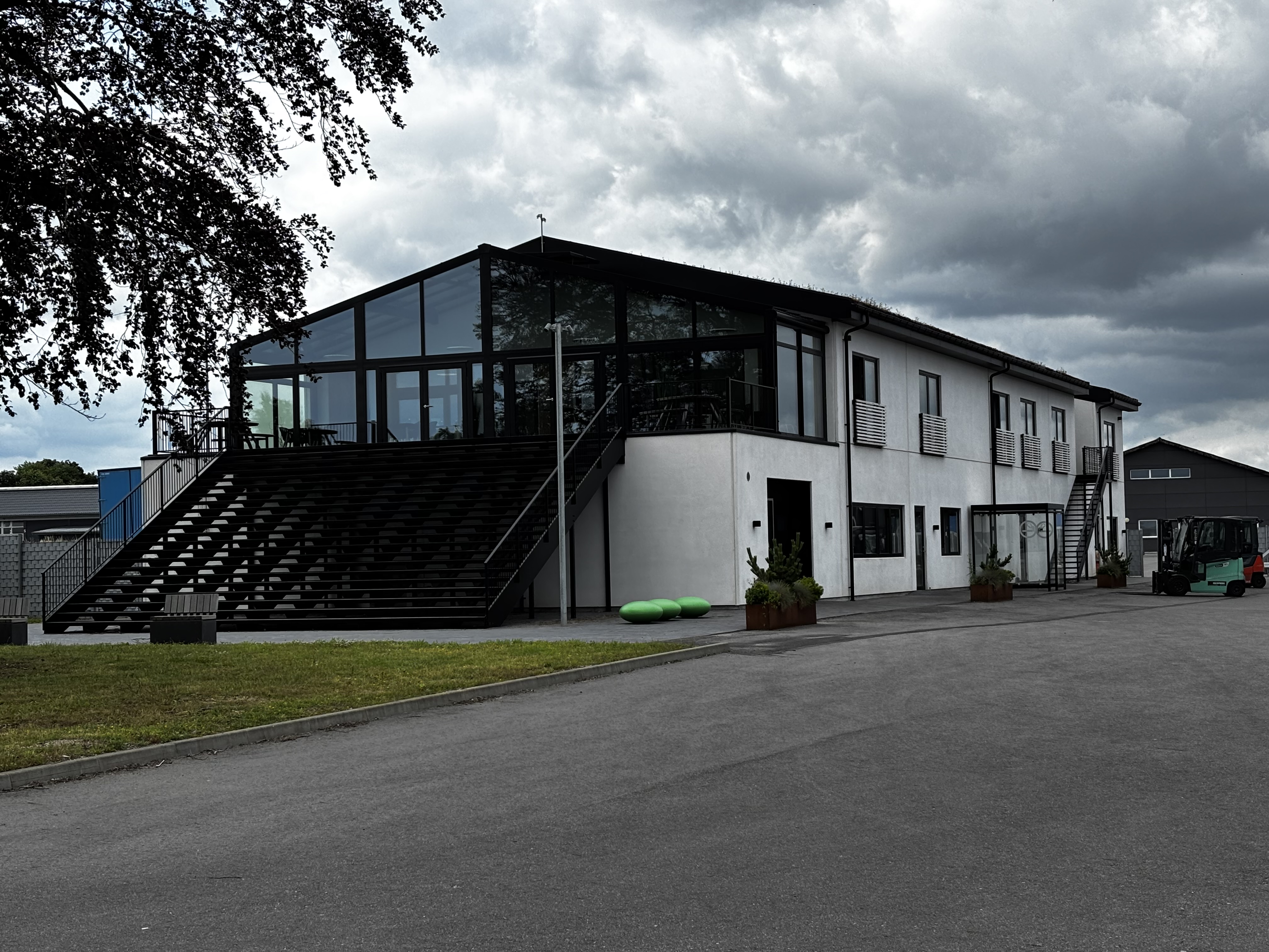 Erhvervsbygning i Sønderborg — billede 2
